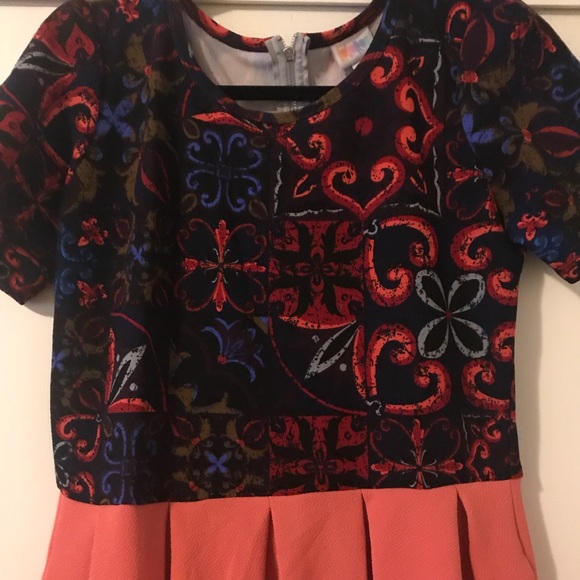 LuLaRoe Amelia - Picture 2 of 5